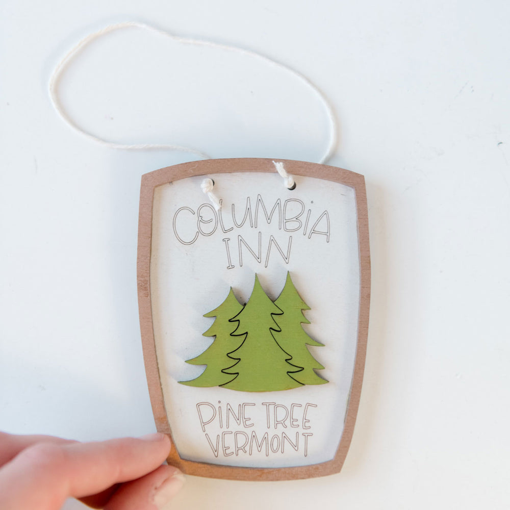Columbia Inn - White Christmas ornament